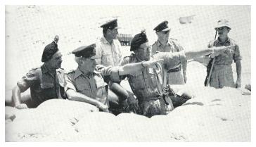 'Iraq is over there'. The Commanding Officer - Lt Col Peter Slane, with the GOC East Africa - Major General Richard Goodwin, OC C Company - Major Alan Main and far right CSM C Coy - WO2 Andy Nelson